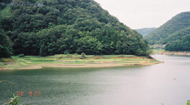 旭川ダムのブラックバス釣り場、栃原周辺